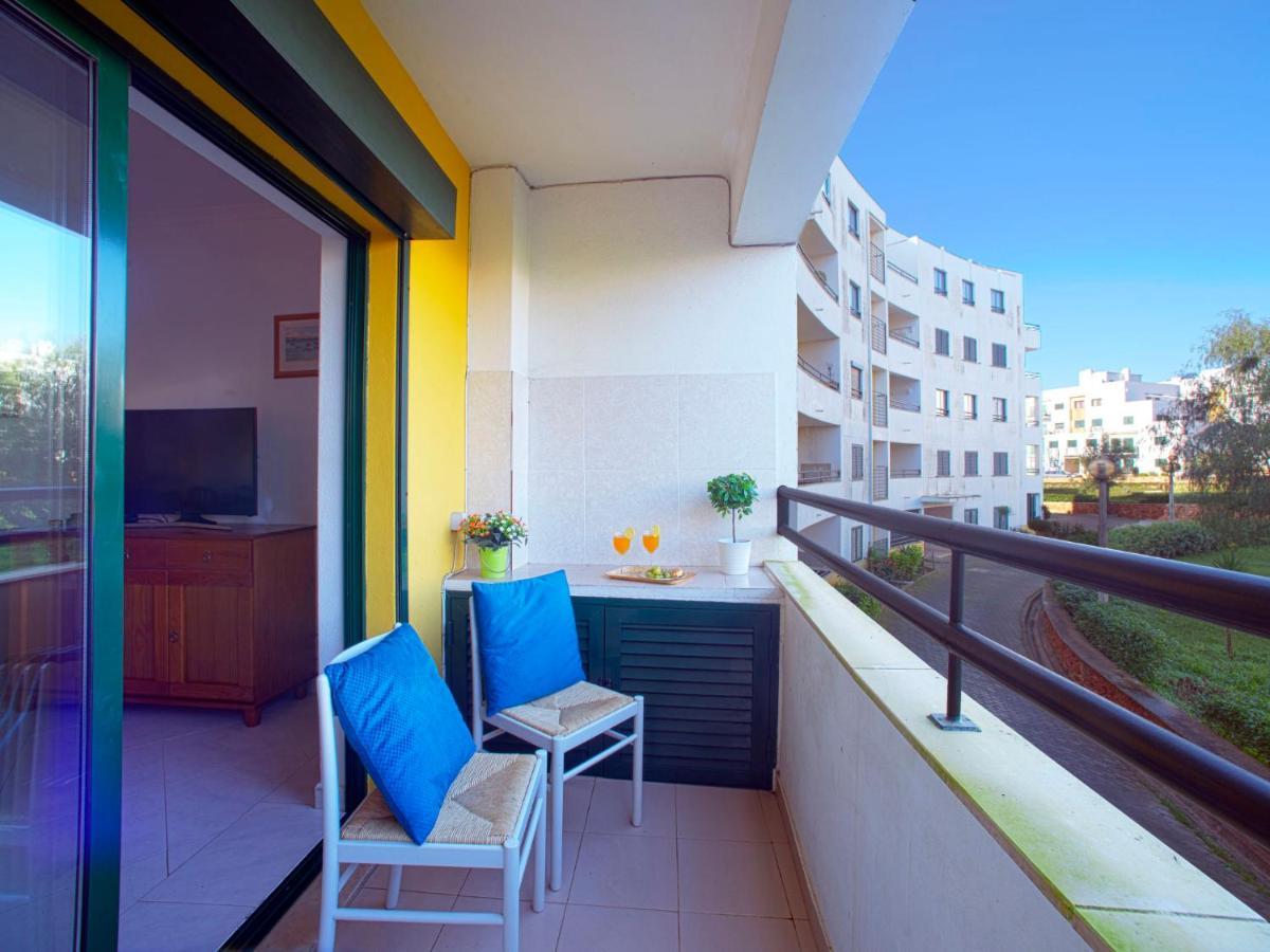 Apartment Garden Place By Interhome อาร์มาซอง เด เปรา ภายนอก รูปภาพ
